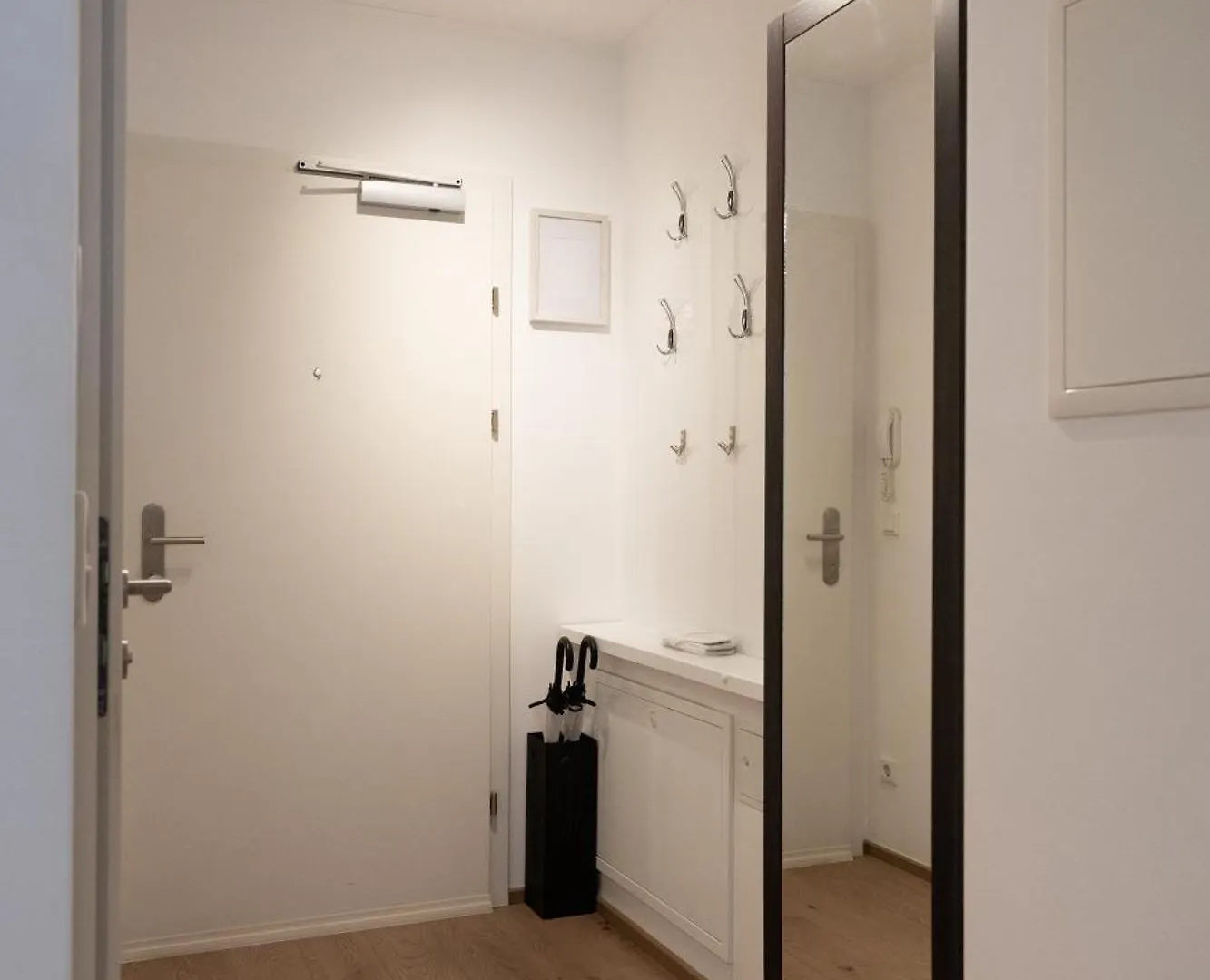 Mb Apartment & Free Parking Vídeň 0*,  Rakousko